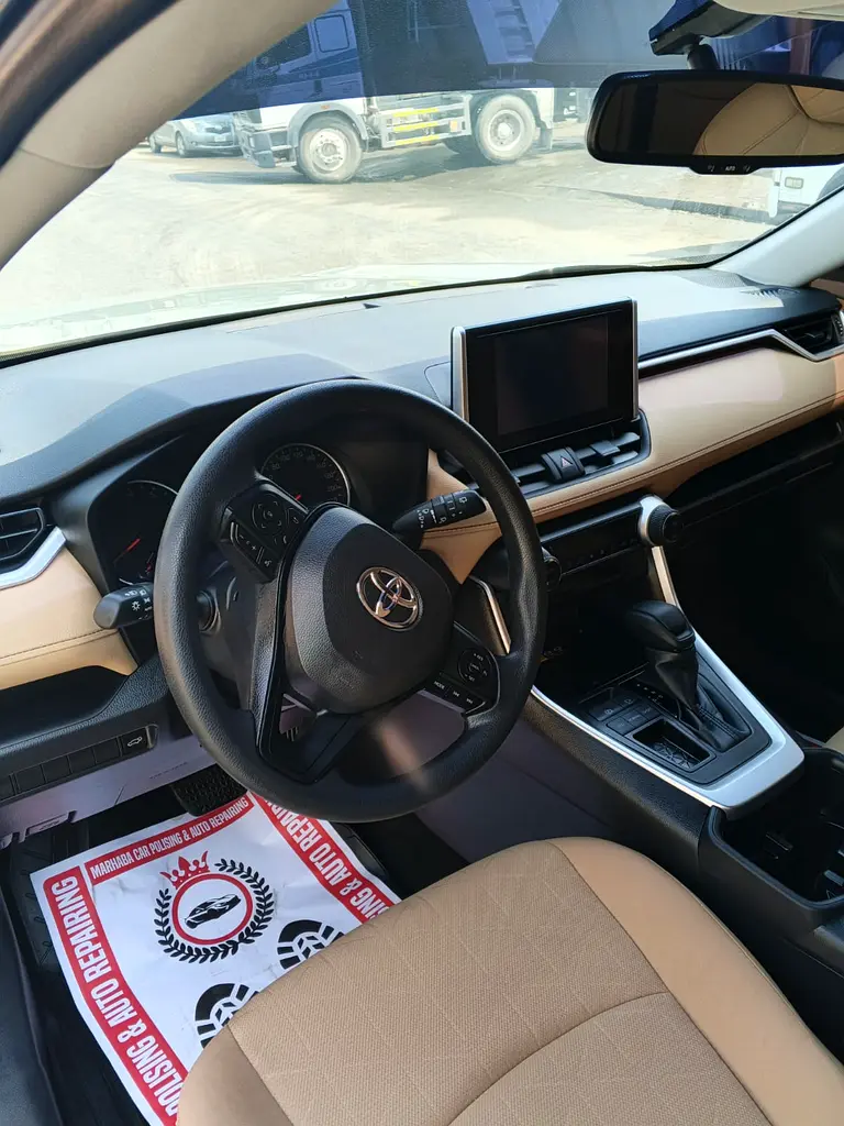 Toyota RAV4 GXR 2024 GCC Specs - Image 6