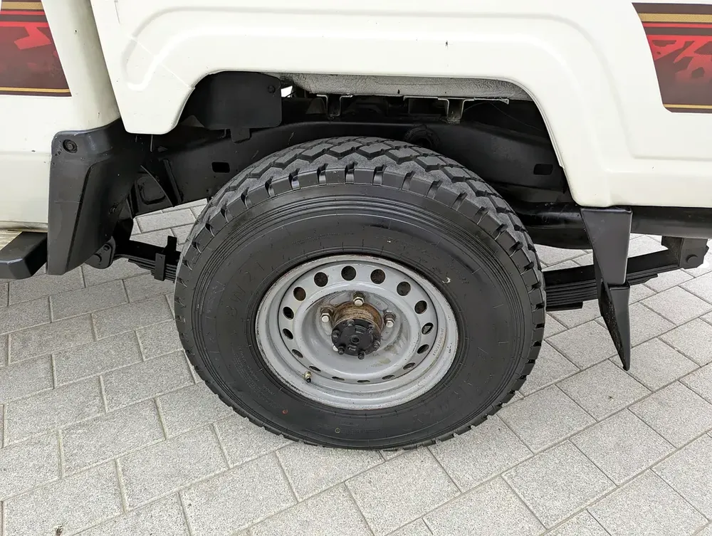 2018 Toyota Land Cruiser 70 Series LC 79 LX - GCC Specs - Image 12