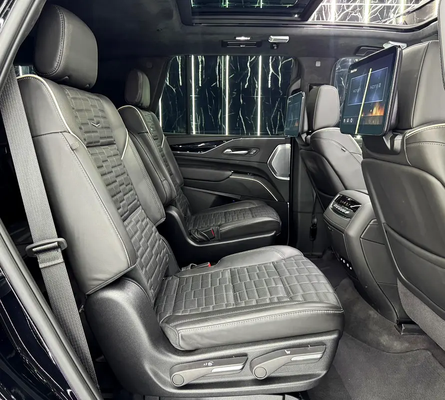 2024 Cadillac Escalade V | GCC | Supercharged V8 | Low Mileage | Warranty 100k Kms | Service 2028 - Image 19