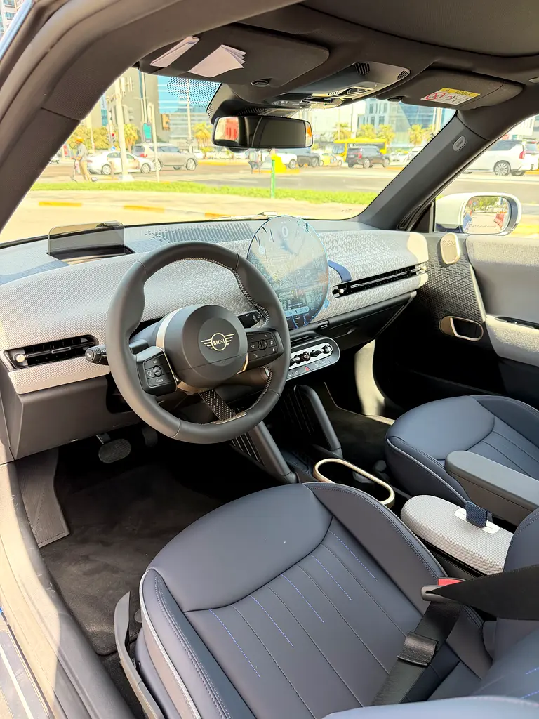 2025 Mini SE Electric. 3 Years Warranty/ 4 Years Free Service. Free Insurance/ Free Window tint - Image 10