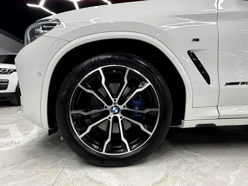 M-Sport | 1 Owner | Original Paint | Agency Service History | GCC Specs - Image 7