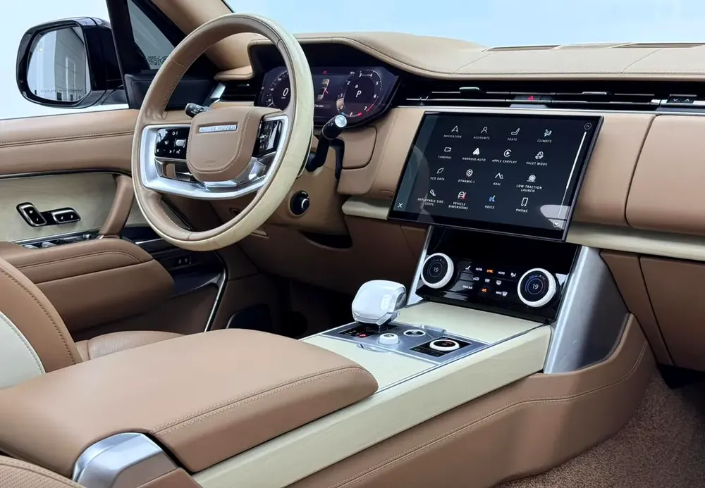 2023 Range Rover SV, Land Rover Warranty+Full Service History, GCC - Image 11
