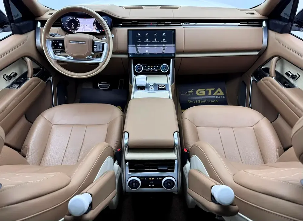 2023 Range Rover SV, Land Rover Warranty+Full Service History, GCC - Image 9