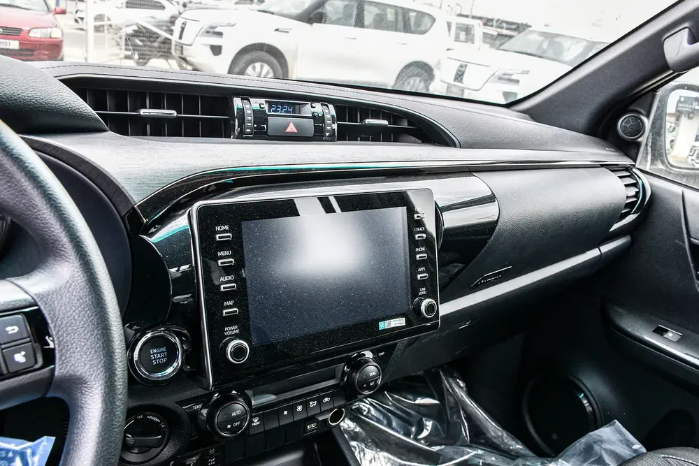 2026 Toyota Hilux Adventure - GCC Specs - Brand New! - Image 12