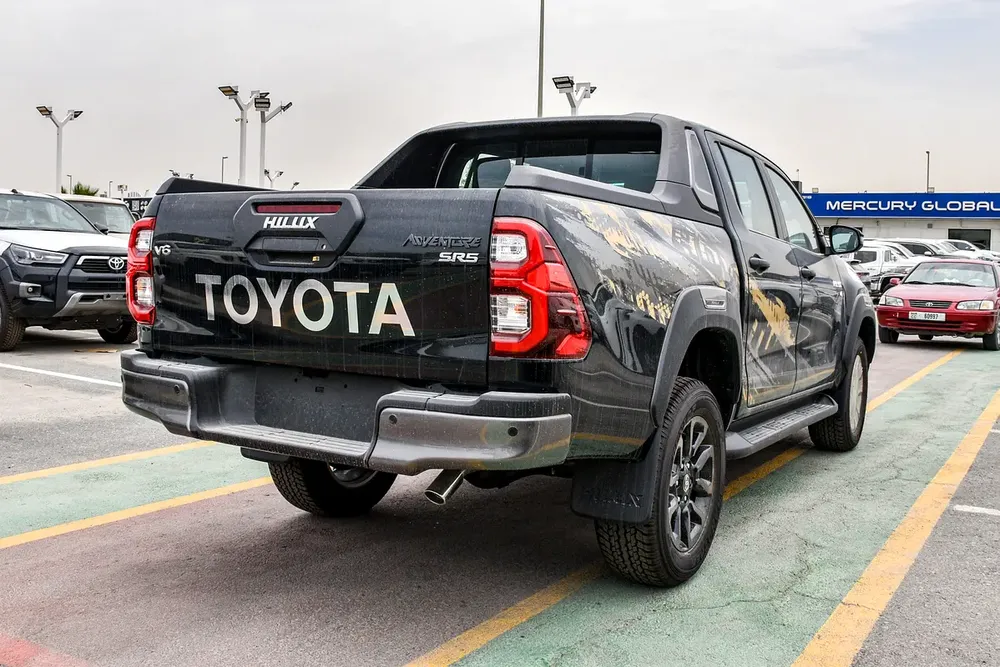2026 Toyota Hilux Adventure - GCC Specs - Brand New! - Image 16