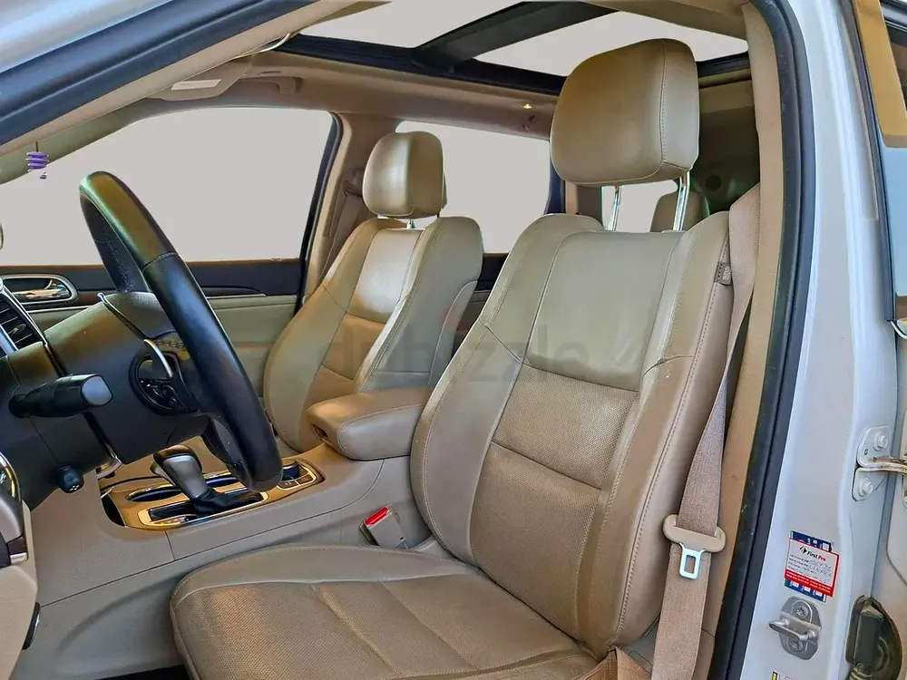 AED 945/month | 2018 Jeep Grand Cherokee  | GCC Specs | Ref#475550 - Image 11
