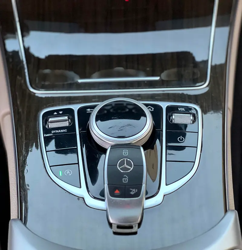 Mercedes-Benz C300 2019 - American Specs - GCC Stock - Image 13
