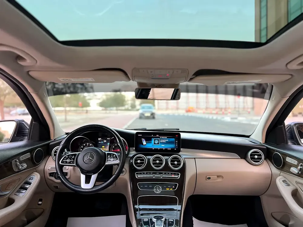Mercedes-Benz C300 2019 - American Specs - GCC Stock - Image 15