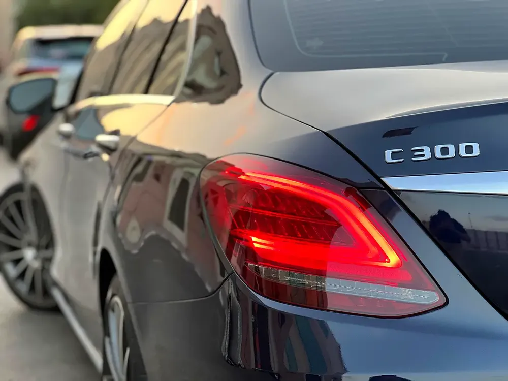 Mercedes-Benz C300 2019 - American Specs - GCC Stock - Image 6