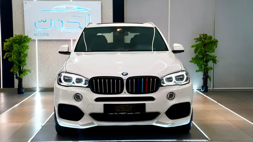 INDIVIDUAL BMW X5 V8 || LUXURY || GCC || FREE ACCIDENTS || PERFECT CONDITION || POWERFUL ENGINE - Image 5
