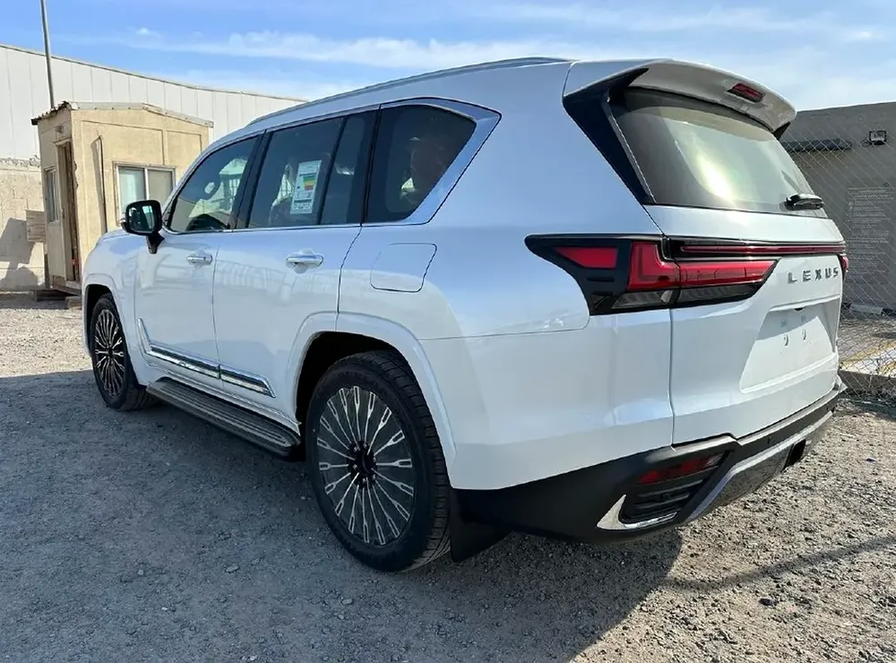 2026 Lexus LX600 VIP (4-Seater) 3.5L V6 Twin-Turbo Petrol A/T 4WD Export Only - Image 4