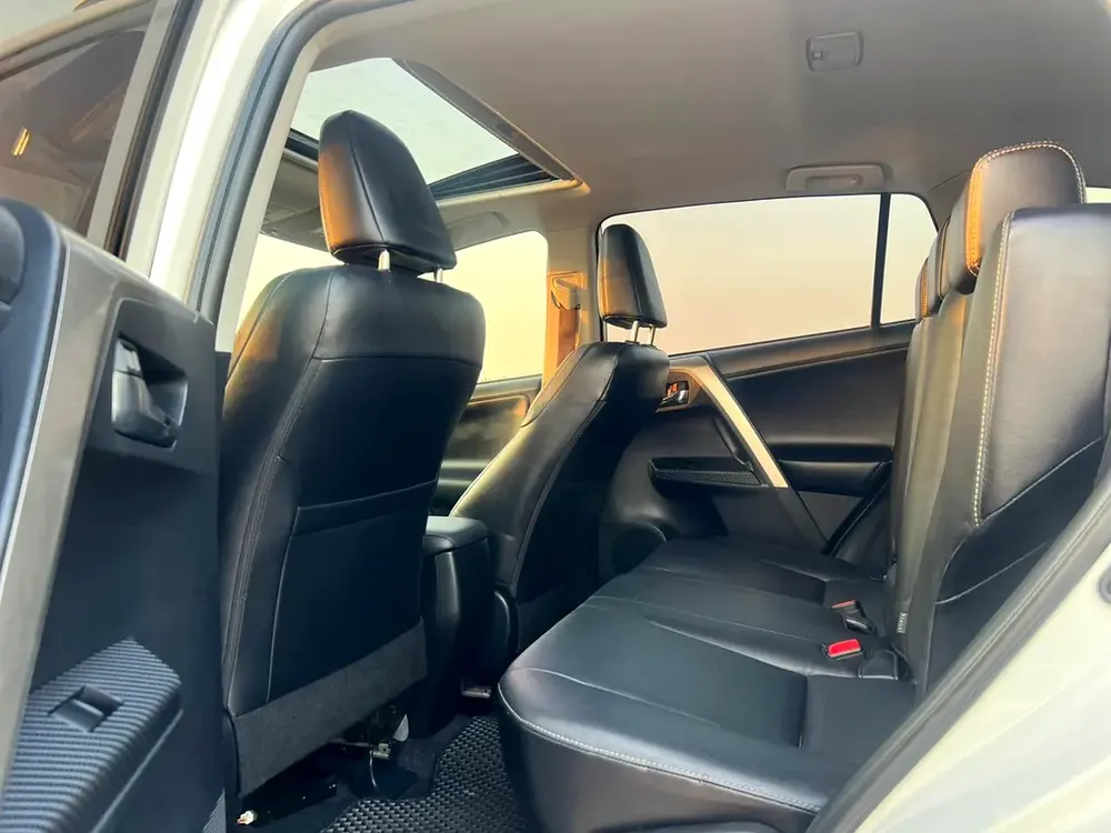 2014 Toyota Rav4 Limited Full Option 2.5L V4 - Sunroof - Rear Camera - Leather Seat - Japanese Specs - Image 16