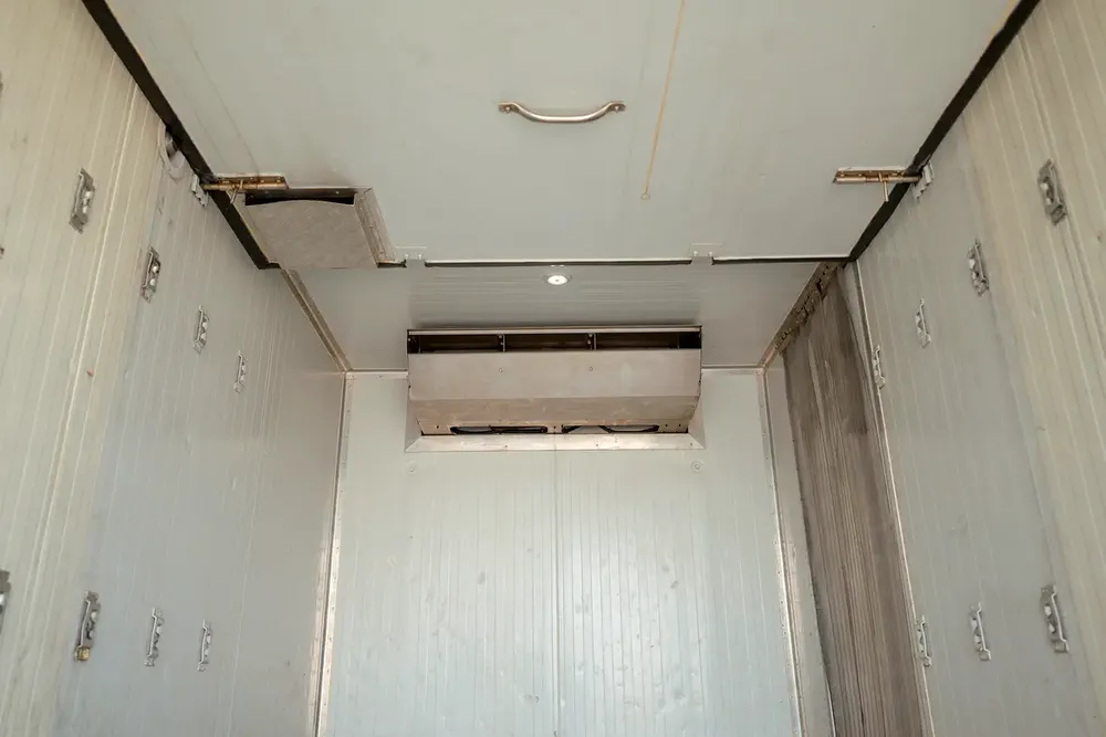 Mitsubishi Canter 0° Temperature (Dairy Products) | Diesel | GCC Specs | Ref#M41565 - Image 7