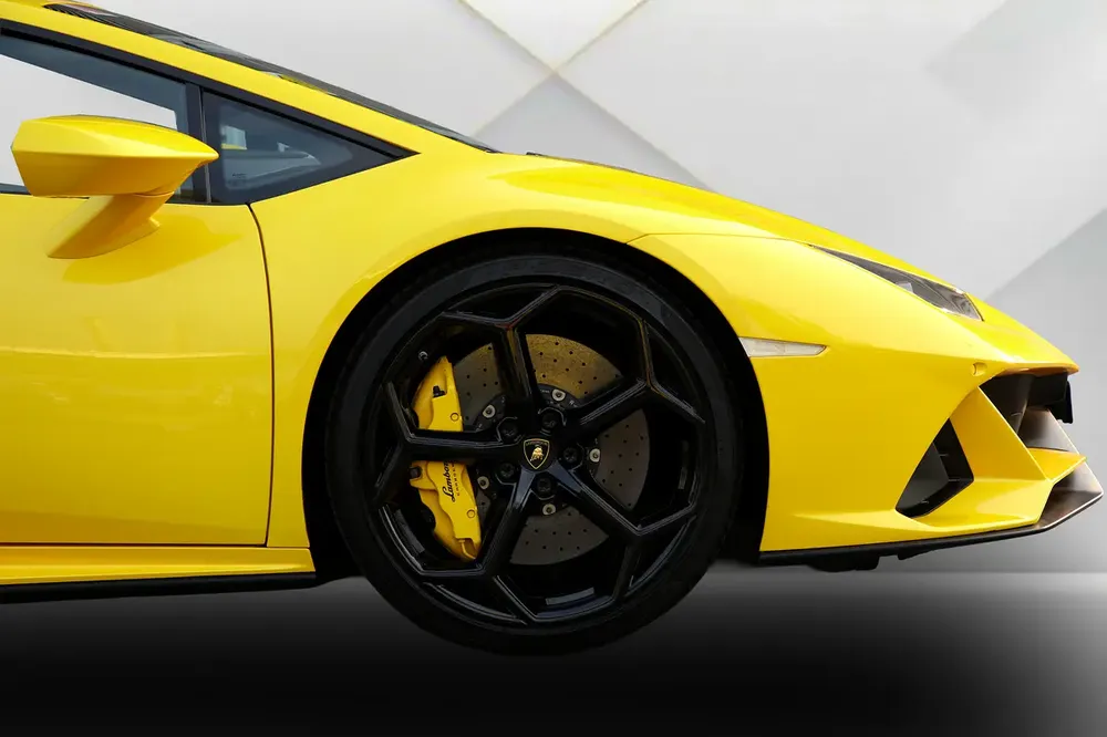 LAMBORGHINI HURACAN EVO SPYDER - 2020 - FULLY LOADED - AMAZING CONDITION - Image 9