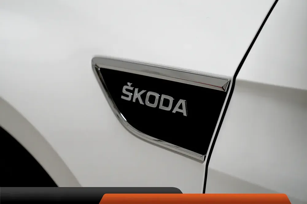 Skoda Kushaq Ambition Cloth 1.0 - 2023 - Image 11