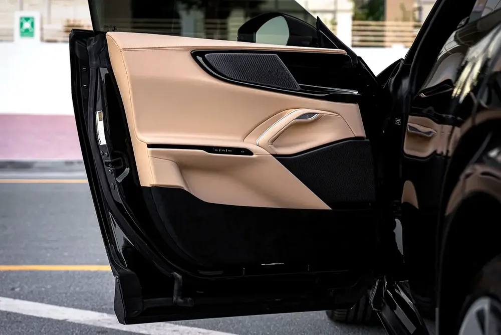 2026 Ferrari Purosangue | Full Carbon Fiber | Brand New 700km | Service Package till 2035 - Image 8