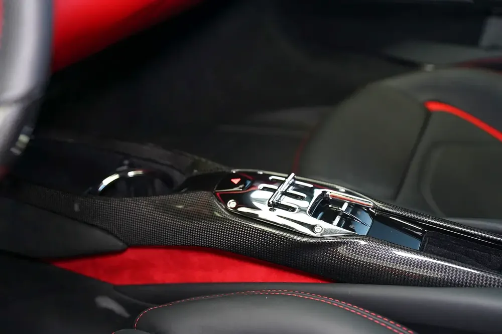 SERVICE AUG 2031 | CARBON INTERIOR | MATT BLACK - Image 10