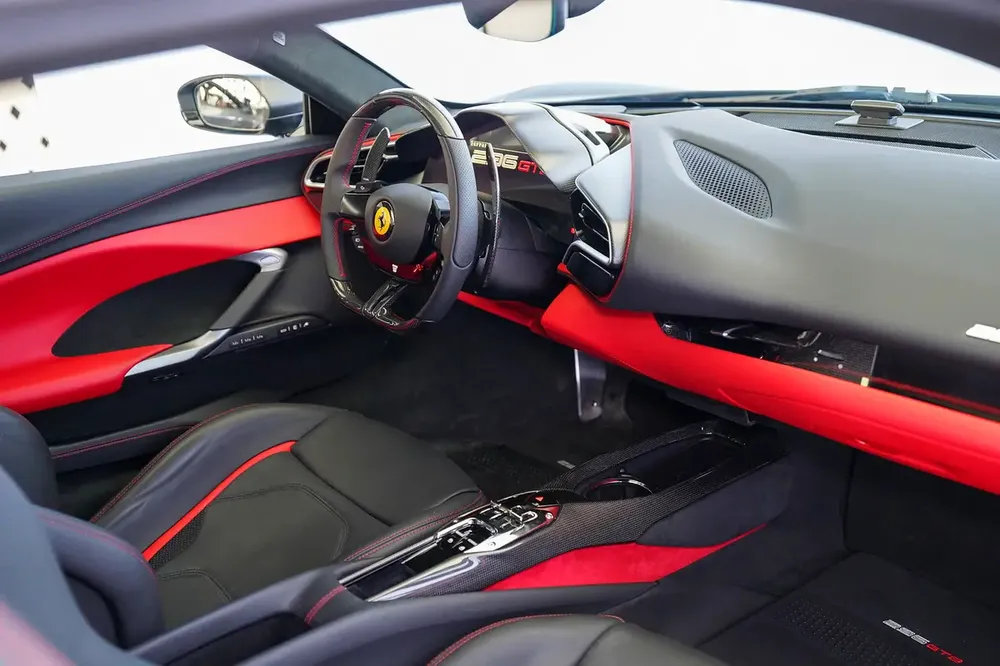 SERVICE AUG 2031 | CARBON INTERIOR | MATT BLACK - Image 13