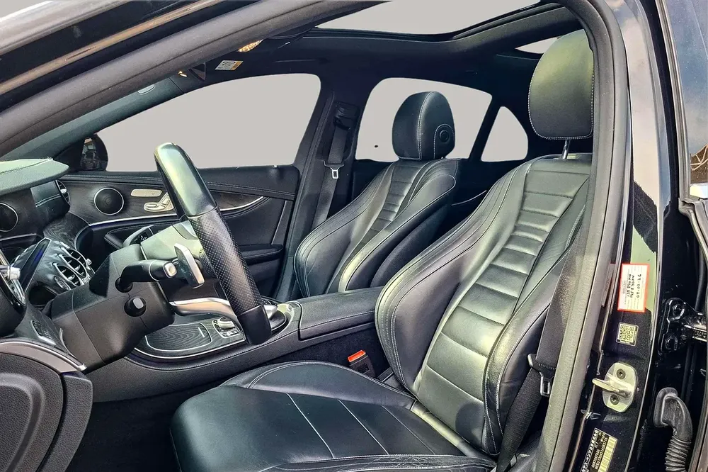 AED 1596/month | 2019 Mercedes-Benz E-Class  | Japanese Specs | Ref#437704 - Image 10