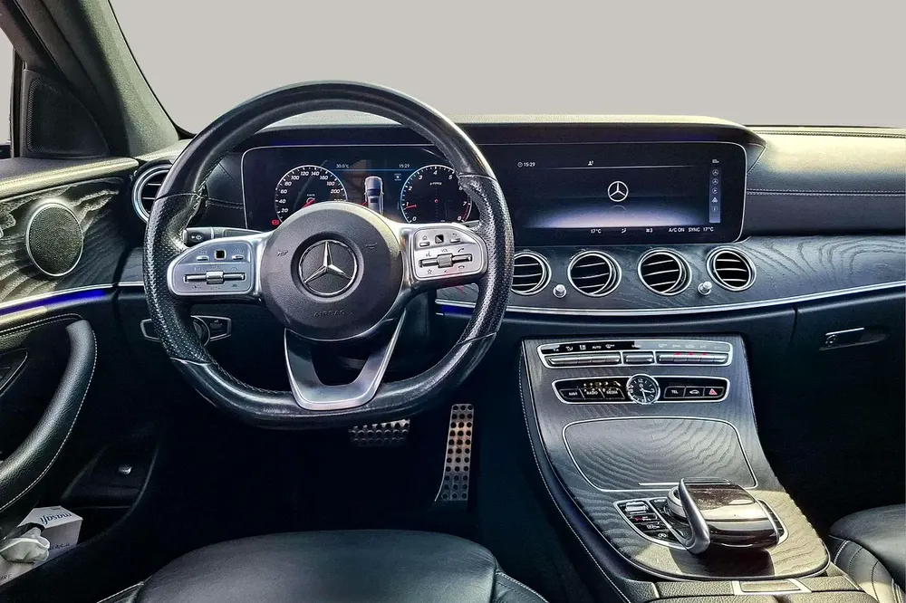 AED 1596/month | 2019 Mercedes-Benz E-Class  | Japanese Specs | Ref#437704 - Image 8