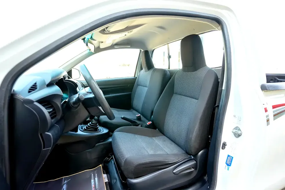Hilux | Single Cabin 4x2 | Manual | GCC Specs | Ref#T61753 - Image 8