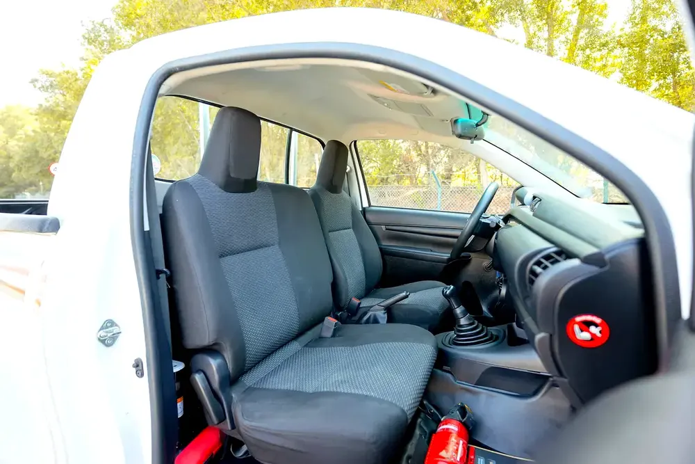 Hilux | Single Cabin 4x2 | Manual | GCC Specs | Ref#T61753 - Image 9