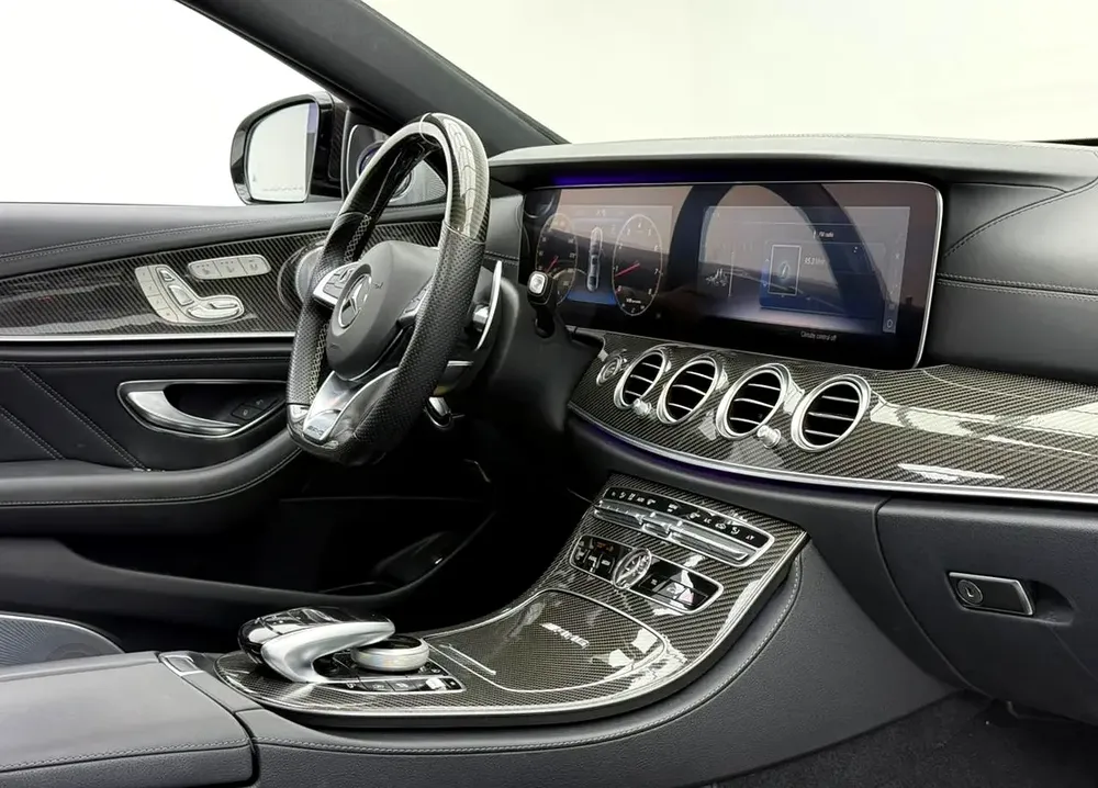 2018 Mercedes Benz E63 S AMG, Full Service History, Carbon Fiber Package, Excellent Condition, GCC - Image 12