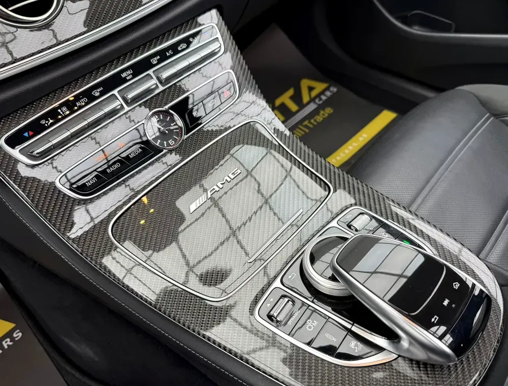 2018 Mercedes Benz E63 S AMG, Full Service History, Carbon Fiber Package, Excellent Condition, GCC - Image 14