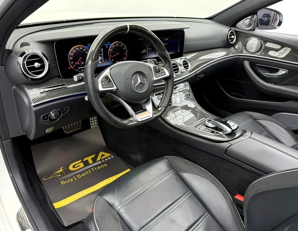 2018 Mercedes Benz E63 S AMG, Full Service History, Carbon Fiber Package, Excellent Condition, GCC - Image 9