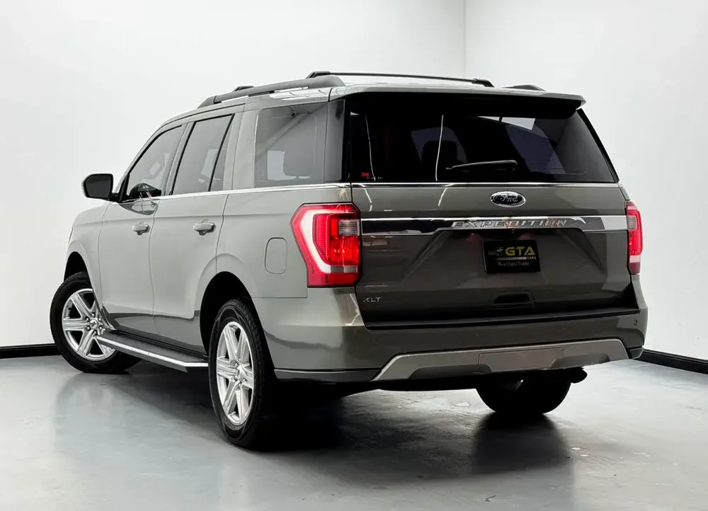 2019 Ford Expedition XLT, Ford Service History, 2027 Ford Warranty and Service Pack, GCC - Image 4