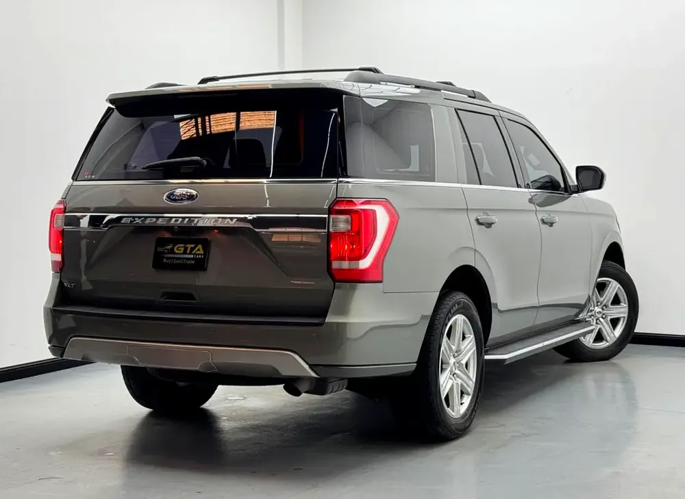2019 Ford Expedition XLT, Ford Service History, 2027 Ford Warranty and Service Pack, GCC - Image 6