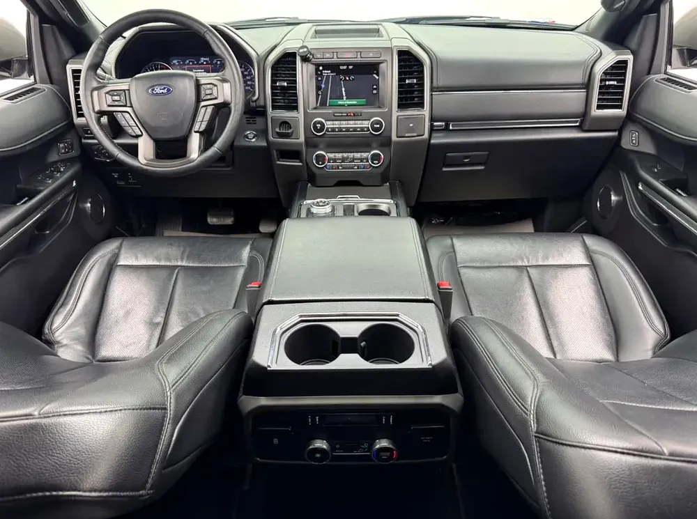 2019 Ford Expedition XLT, Ford Service History, 2027 Ford Warranty and Service Pack, GCC - Image 7