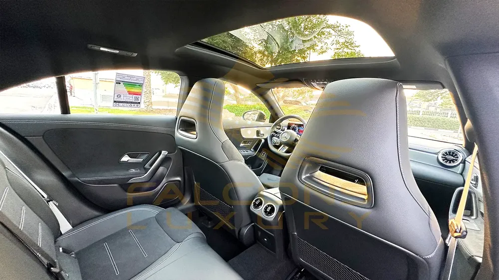 Mercedes-Benz CLA 200 2026 Full options AMG Package 0 km Agency Warranty
Mercedes-Benz CLA 200 - Image 19