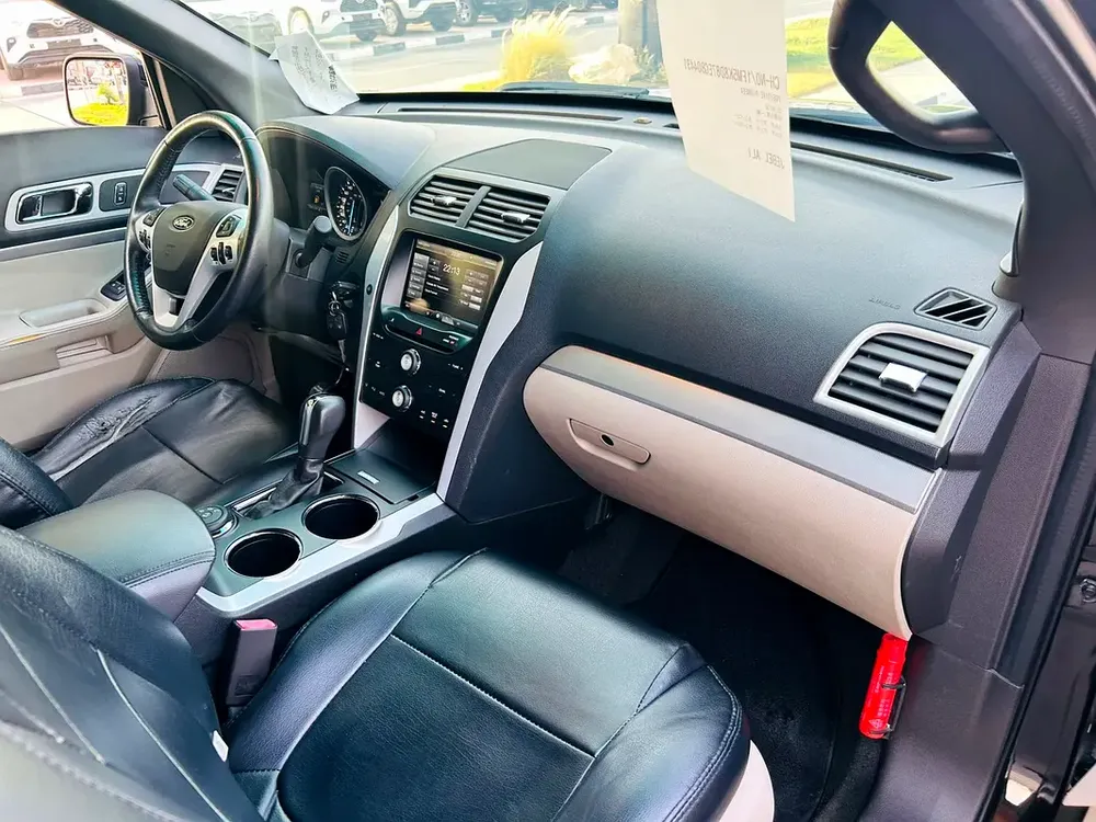FORD EXPLORER XLT | 2014 | ONLY : 74941 KM | JAPAN IMPORT | CLEAN TITLE - Image 16