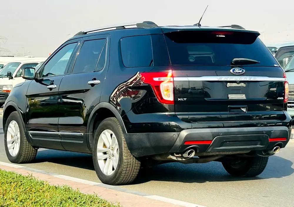 FORD EXPLORER XLT | 2014 | ONLY : 74941 KM | JAPAN IMPORT | CLEAN TITLE - Image 5