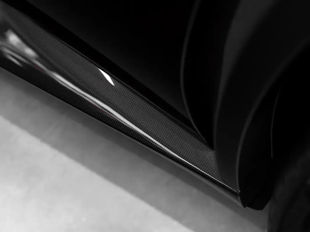 2024 FERRARI PUROSANGUE / BRAND NEW / FULL CARBON - Image 6