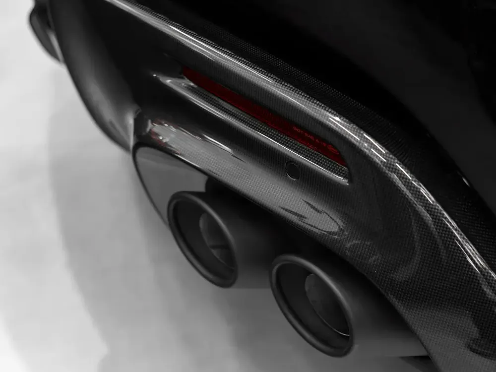 2024 FERRARI PUROSANGUE / BRAND NEW / FULL CARBON - Image 7