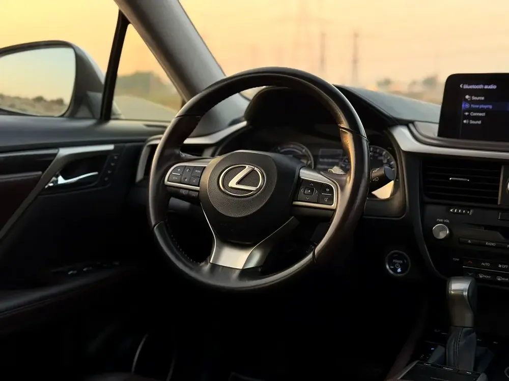 AED 1976/Month | LEXUS IS250 | Warranty | GCC Specs - Image 8