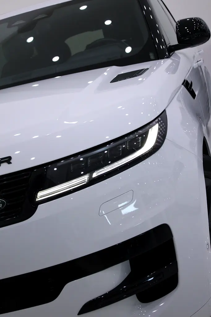 RANGE ROVER SPORT DYNAMIC V6 P400 - Image 18