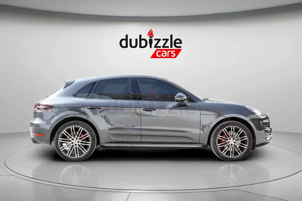 AED 2770/month | 2017 Porsche Macan  | GCC Specs | Ref#432177 - Image 4