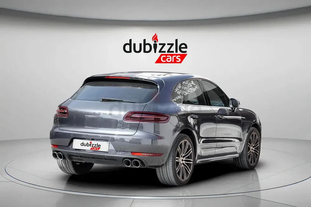AED 2770/month | 2017 Porsche Macan  | GCC Specs | Ref#432177 - Image 6