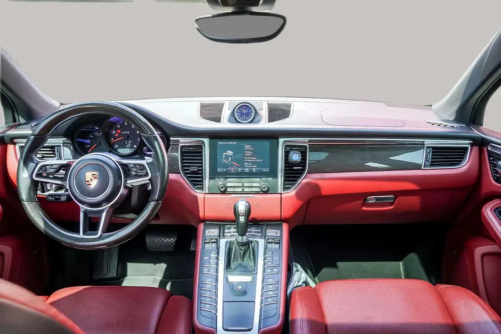 AED 2770/month | 2017 Porsche Macan  | GCC Specs | Ref#432177 - Image 9