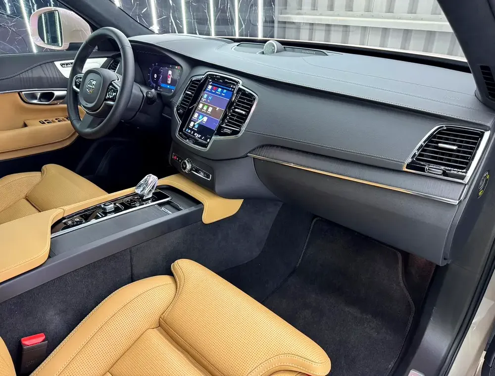 Volvo XC90 B6 Ultimate Bright 2024 | GCC | Full PPF | Low Mileage | Warranty 2029 | Service 2027 - Image 11