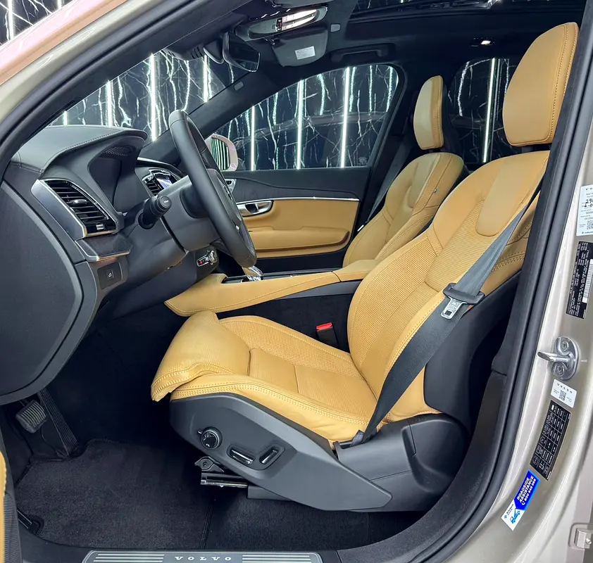 Volvo XC90 B6 Ultimate Bright 2024 | GCC | Full PPF | Low Mileage | Warranty 2029 | Service 2027 - Image 12