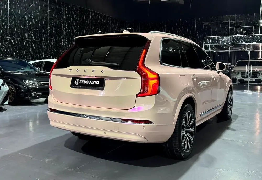 Volvo XC90 B6 Ultimate Bright 2024 | GCC | Full PPF | Low Mileage | Warranty 2029 | Service 2027 - Image 4