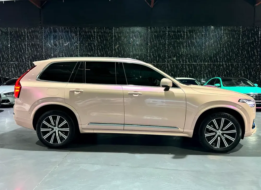 Volvo XC90 B6 Ultimate Bright 2024 | GCC | Full PPF | Low Mileage | Warranty 2029 | Service 2027 - Image 6