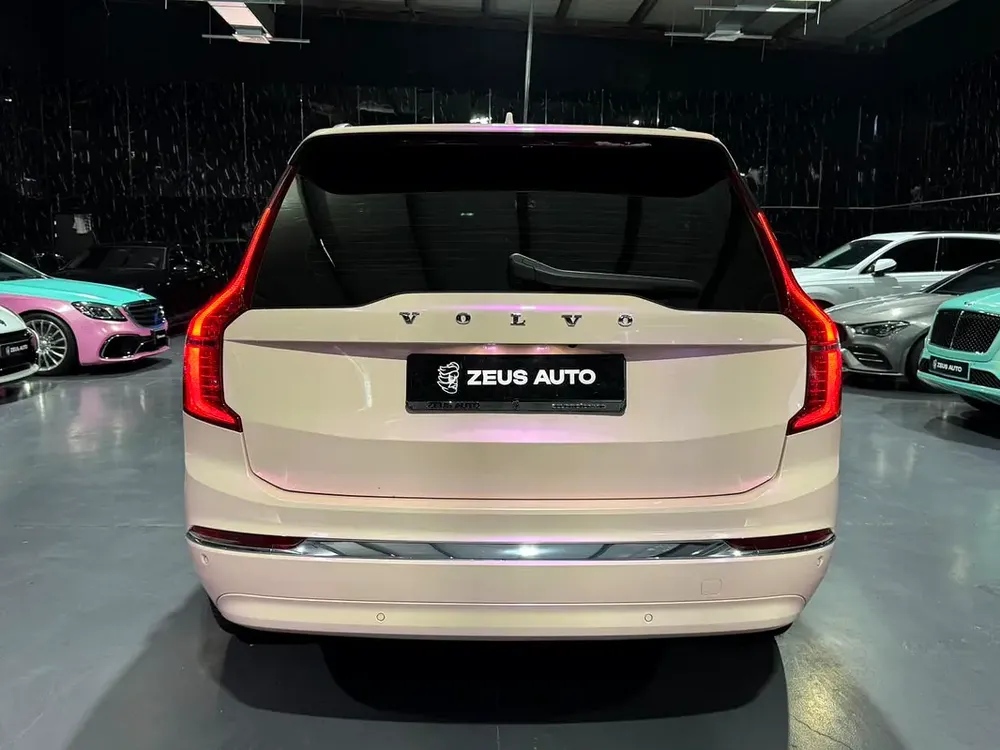 Volvo XC90 B6 Ultimate Bright 2024 | GCC | Full PPF | Low Mileage | Warranty 2029 | Service 2027 - Image 8