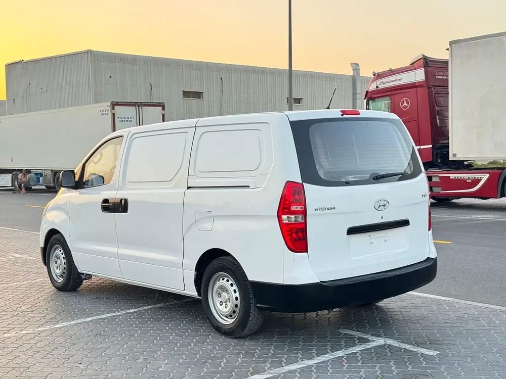 H1 Van (2018 Model  GCC) - Image 13