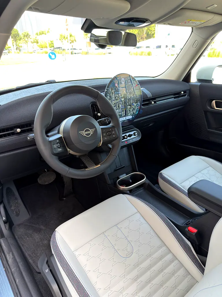 MINI Cooper C  - 3 Years Warranty - 3 Years Free Service. Free insurance - Window tint - Image 8