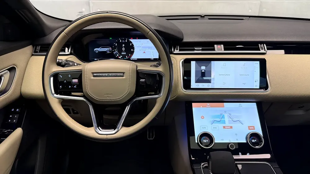 Range Rover Velar R-Dynamic P250, GCC Specs, Under Al-Tayer Warranty, Original Paint. - Image 15